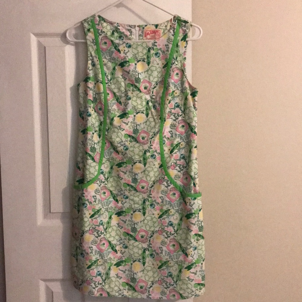 RARE Lilly Pulitzer Queen of Green Shift Dress